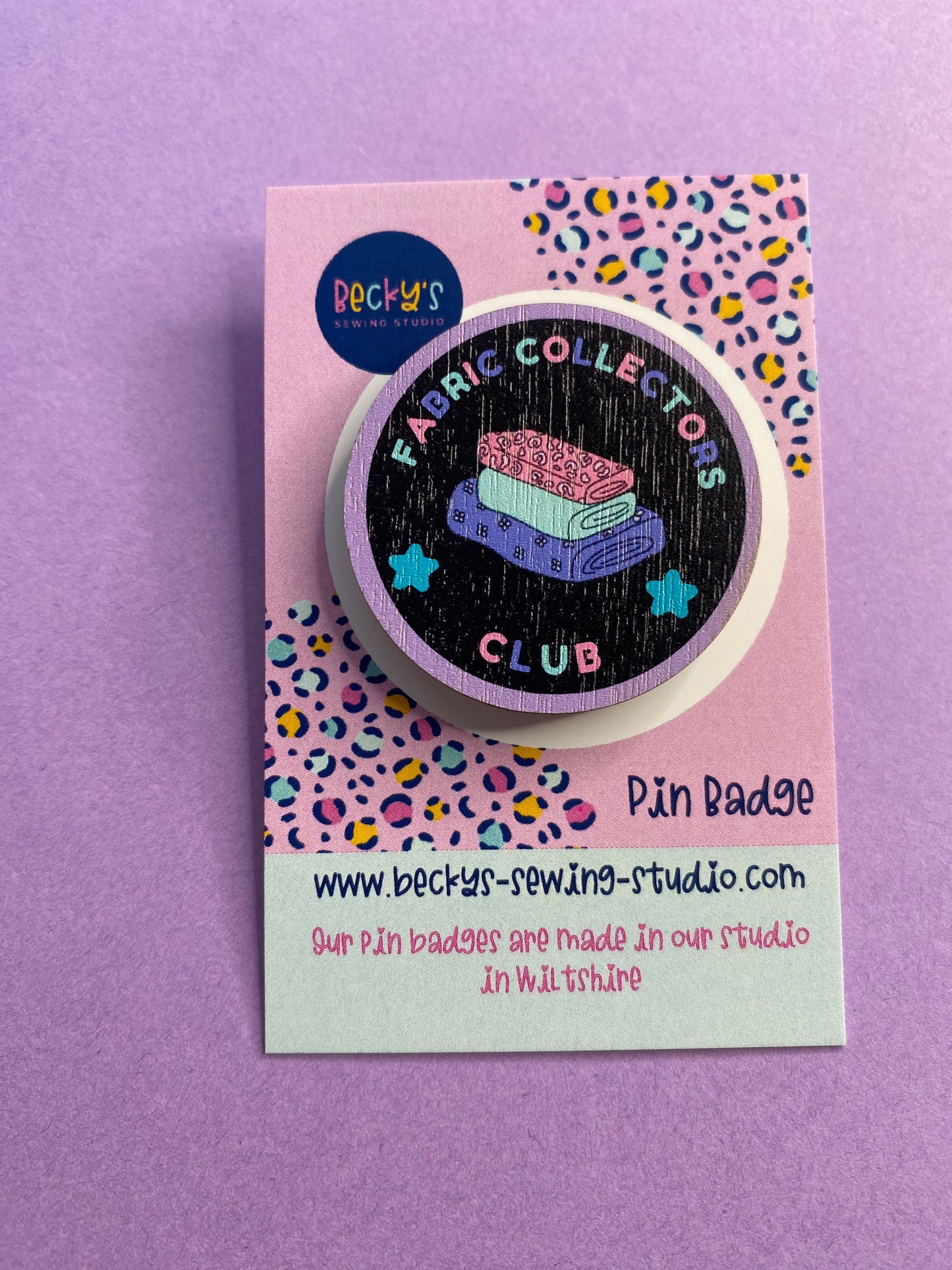 Fabric Collectors Club Wooden Pin badge