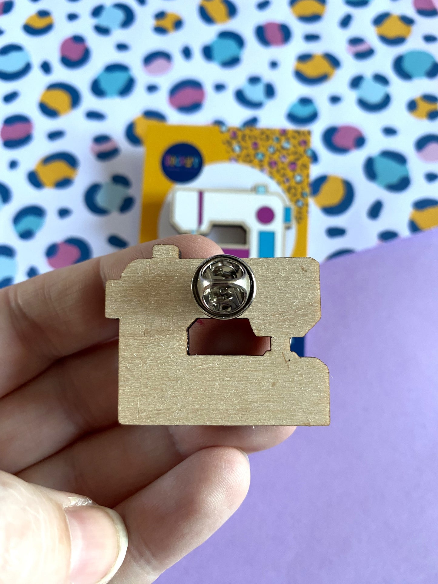 Sewing Machine Wooden Pin badge