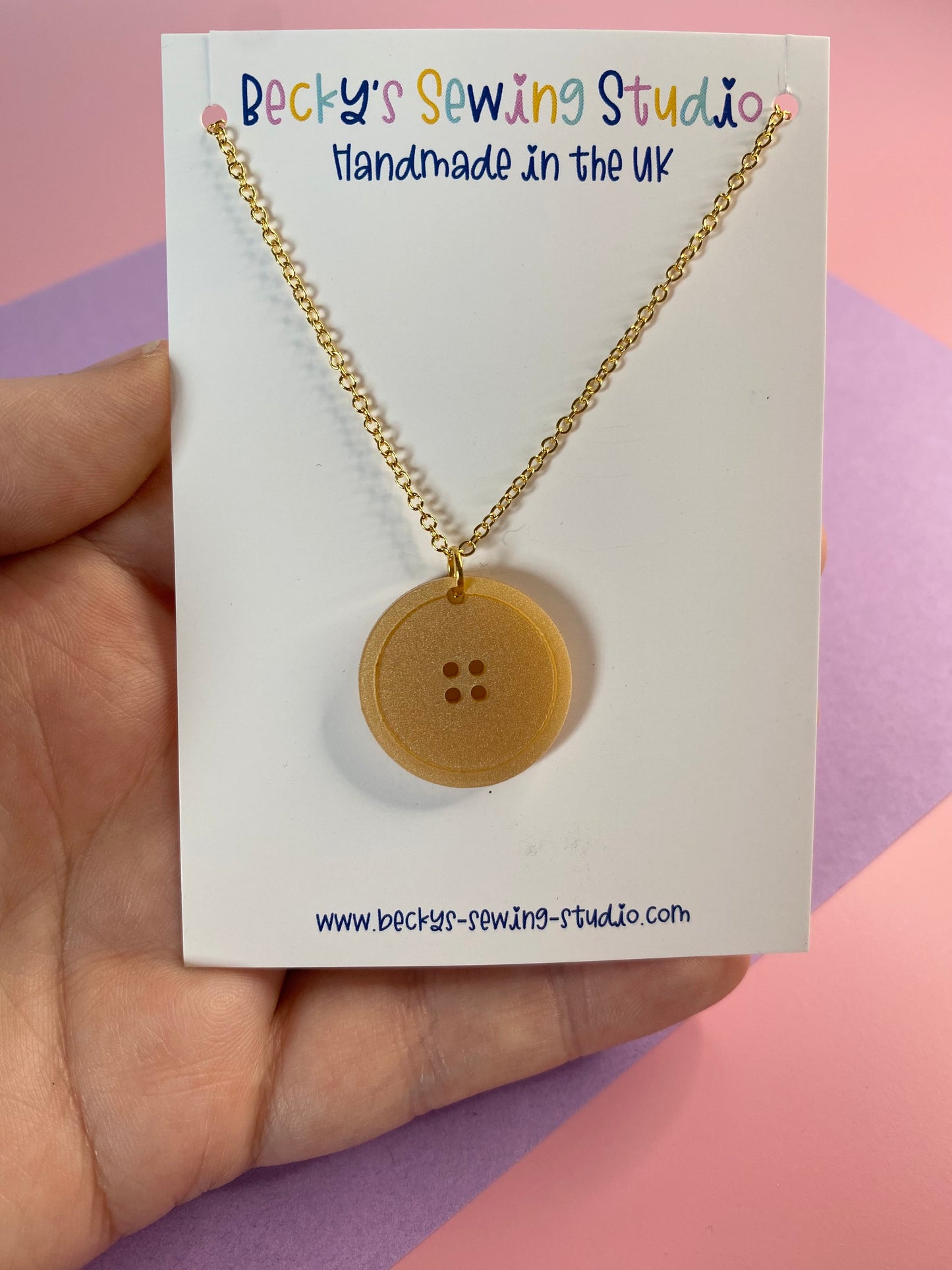 Pearlesent Gold Button Necklace