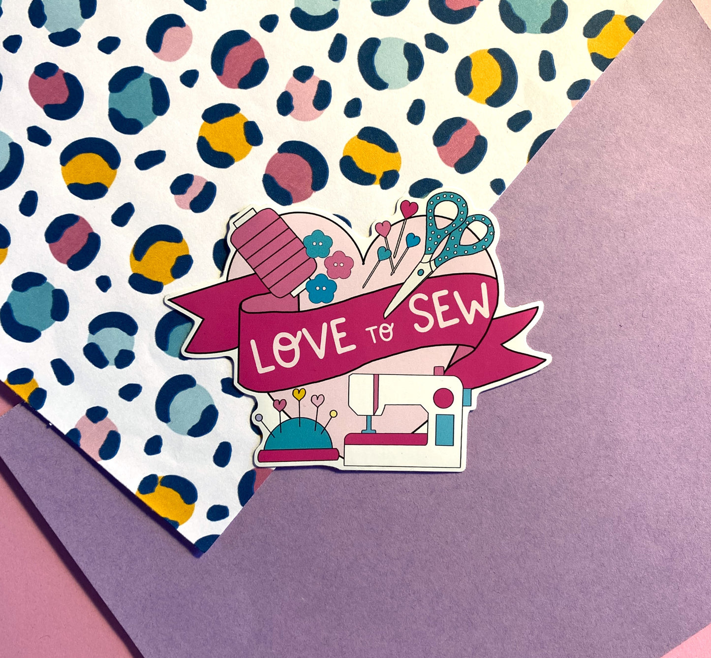 Love to sew vinyl sticker
